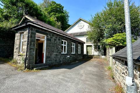 Property for auction in Gwynedd