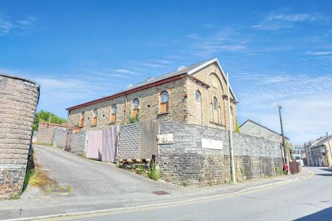 Property for auction in Mid Glamorgan