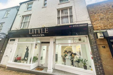 Property for auction in Oxfordshire