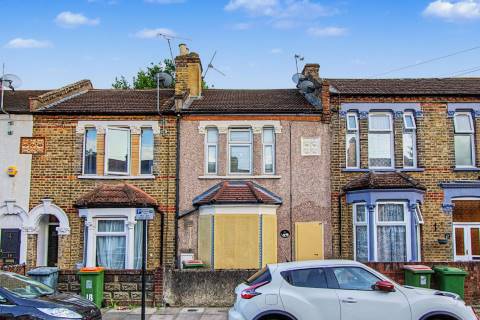 Property for auction in London