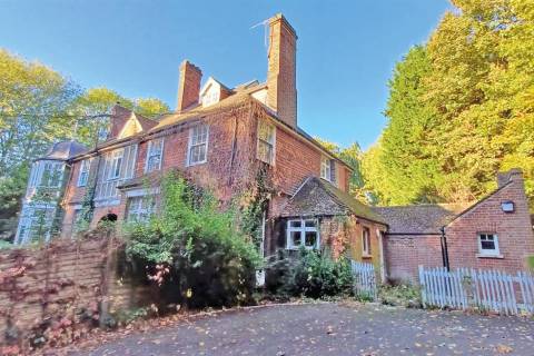 Property for auction in Kent