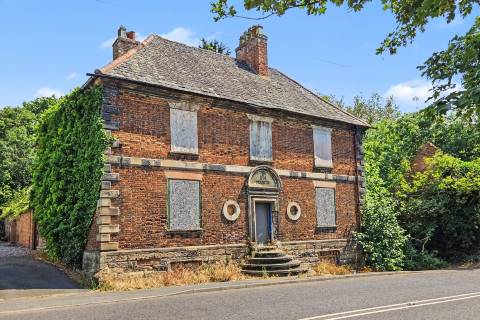 Property for auction in Derbyshire