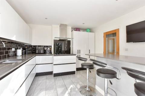 Property for auction in Isle of Wight