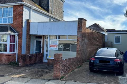 Property for auction in Isle of Wight