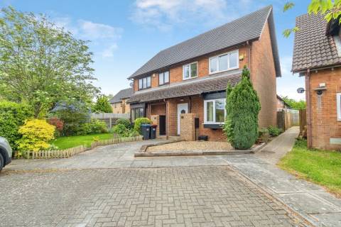 Property for auction in Buckinghamshire