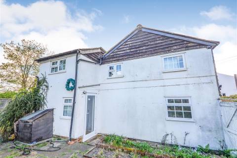 Property for auction in Essex