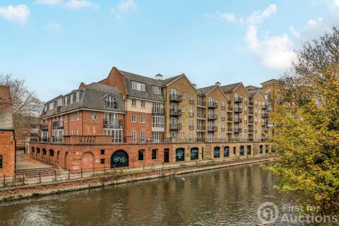 Property for auction in Berkshire