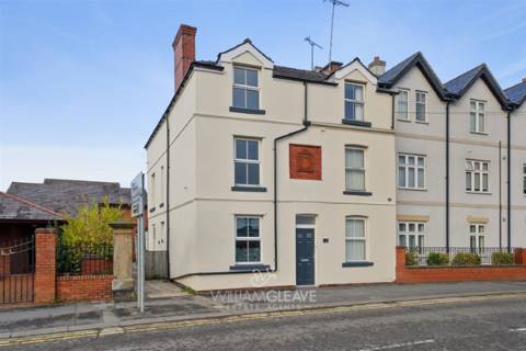 Property for auction in Clwyd