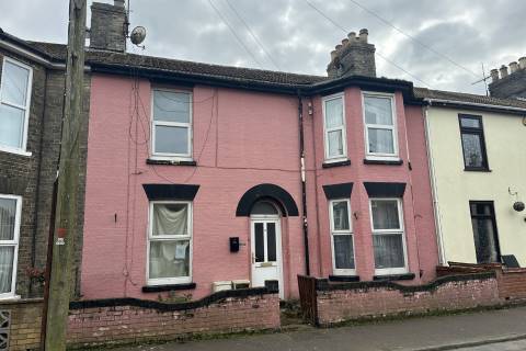 Property for auction in Norfolk