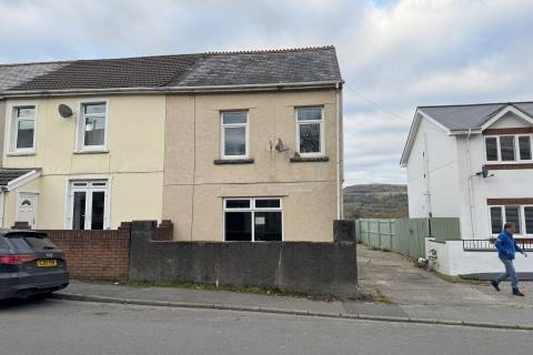 Property for auction in Mid Glamorgan