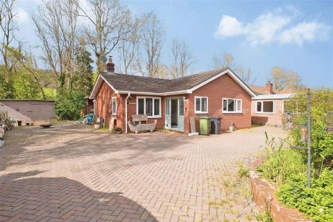 Property for auction in Herefordshire