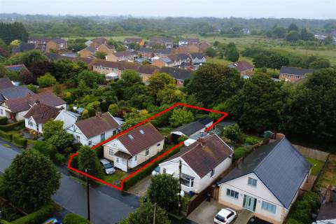 Property for auction in Avon