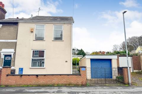 Property for auction in Worcestershire